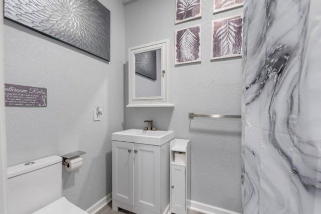 43 O'baya, Bedias, TX 77831