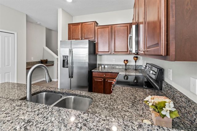 15504 FLORENCE HOLLOW PLACE, Ruskin, FL 33573