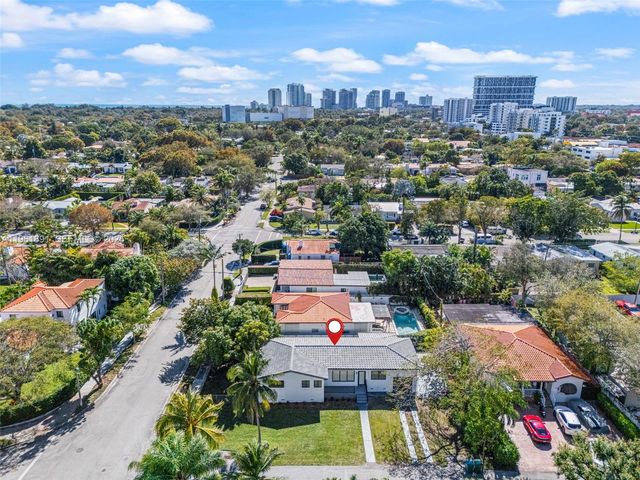 2500 SW 23rd Ter, Miami, FL 33145