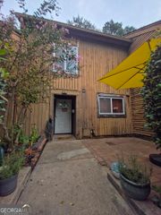 28 Willowick Drive, Lithonia, GA 30038