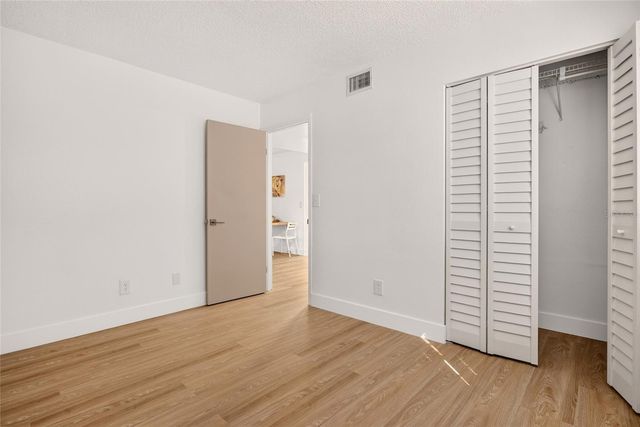 563 MIDWAY TRAK K102, Ocala, FL 34472