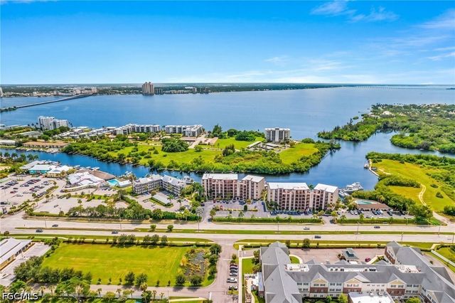 3458 Hancock Bridge PKWY 113, North Fort Myers, FL 33903