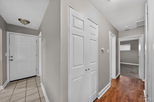 8811 Grenada Drive, Springfield Twp., OH 45231