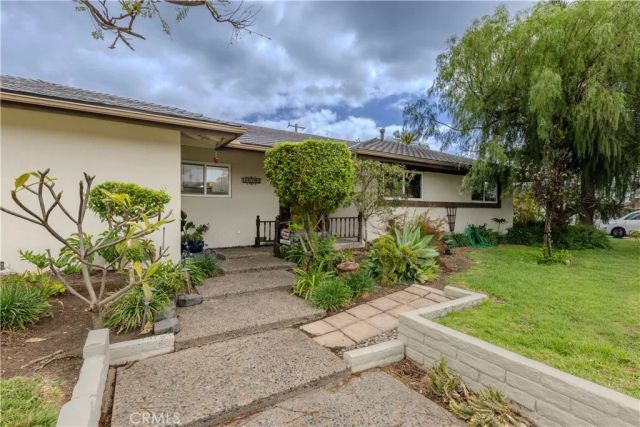 14162 Prospect, Tustin, CA 92780