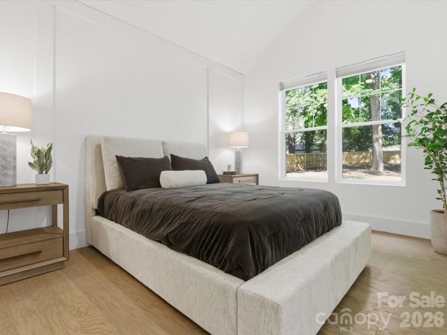 129 S Gardner Avenue, Charlotte, NC 28208