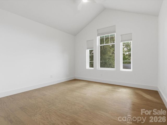 129 S Gardner Avenue, Charlotte, NC 28208
