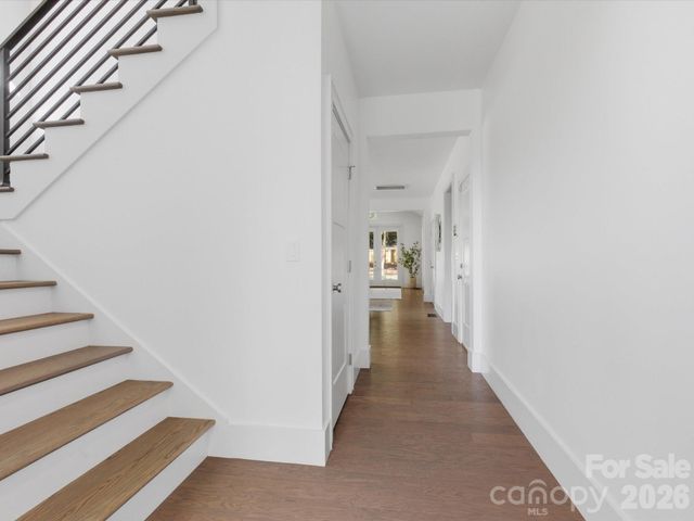 129 S Gardner Avenue, Charlotte, NC 28208