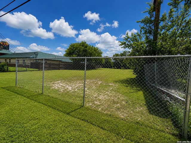 2648 SW Loop 410, San Antonio, TX 78227