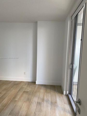 1300 Brickell Bay Drive 1805, Miami, FL 33131