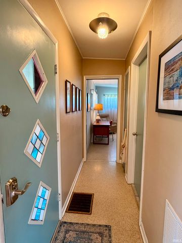 816 S Anna Lee Lane, Bloomington, IN 47403