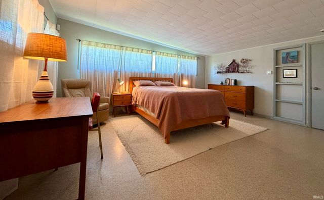 816 S Anna Lee Lane, Bloomington, IN 47403