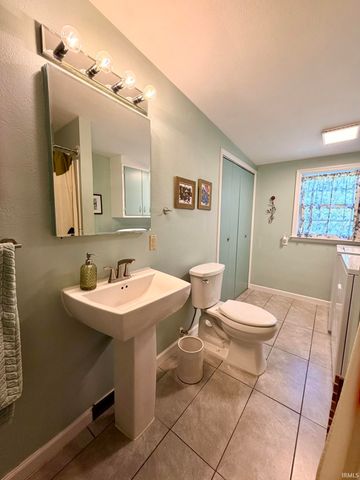 816 S Anna Lee Lane, Bloomington, IN 47403