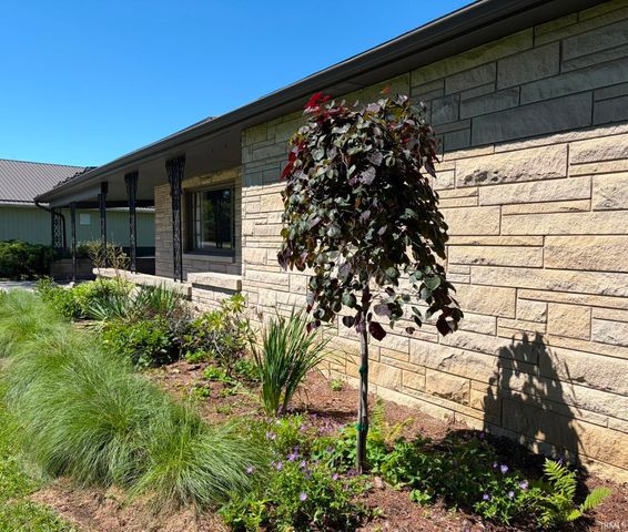 816 S Anna Lee Lane, Bloomington, IN 47403