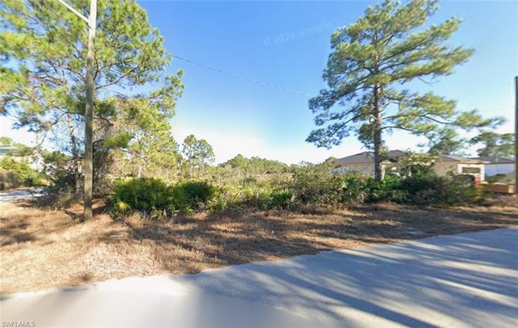 607 18th ST, LEHIGH ACRES, FL 33972 — photo 3