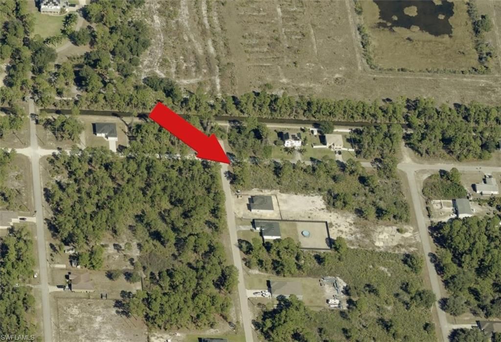 607 18th ST, LEHIGH ACRES, FL 33972 — photo 4