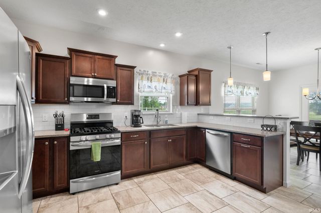 3293 Charlais Circle, Delphi, IN 46923