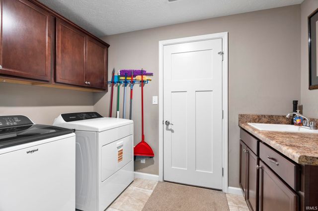 3293 Charlais Circle, Delphi, IN 46923