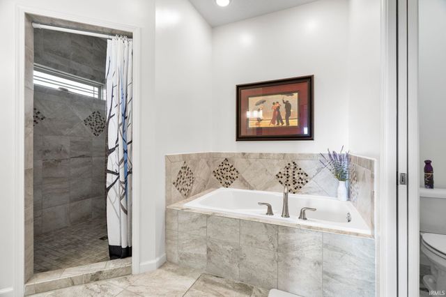 3293 Charlais Circle, Delphi, IN 46923
