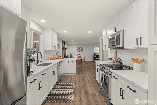 7917 42nd Street Ct NW, Gig Harbor, WA 98335