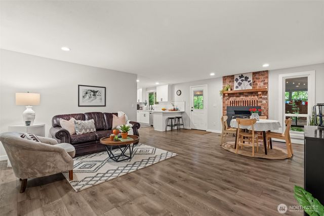 7917 42nd Street Ct NW, Gig Harbor, WA 98335