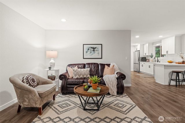 7917 42nd Street Ct NW, Gig Harbor, WA 98335