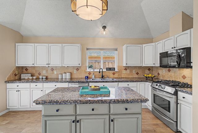 605 Teakwood Drive, Flower Mound, TX 75028