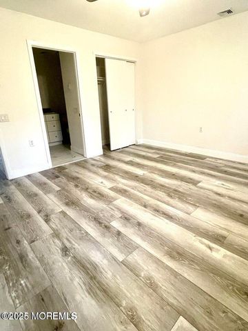 19b Maplewood Drive 52, Whiting, NJ 08759