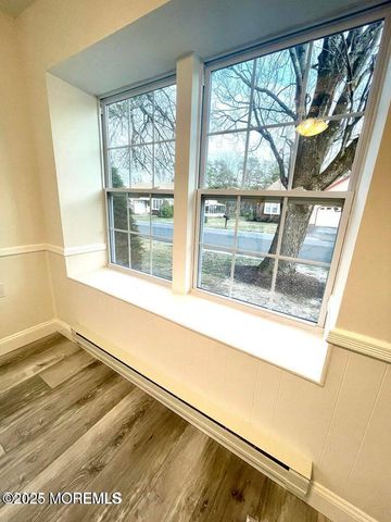 19b Maplewood Drive 52, Whiting, NJ 08759