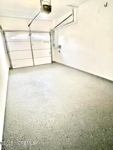 19b Maplewood Drive 52, Whiting, NJ 08759
