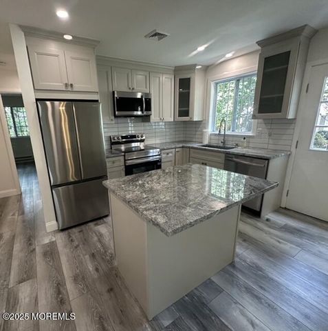 19b Maplewood Drive 52, Whiting, NJ 08759