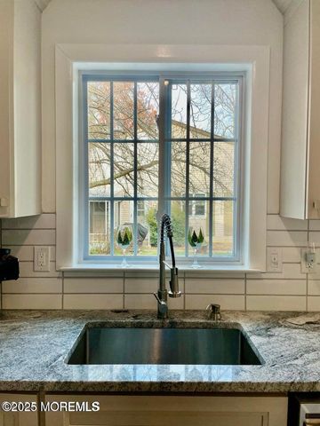 19b Maplewood Drive 52, Whiting, NJ 08759