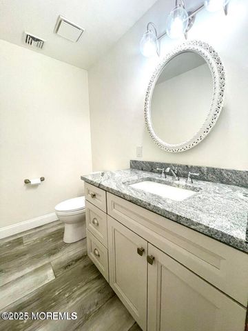 19b Maplewood Drive 52, Whiting, NJ 08759