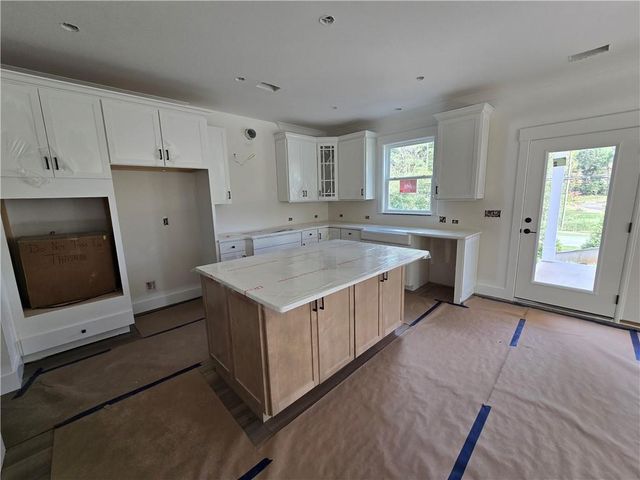 385 Conifer Lane, Ball Ground, GA 30107