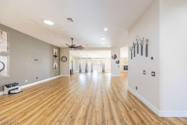 8217 Cabin Springs Avenue, Las Vegas, NV 89131