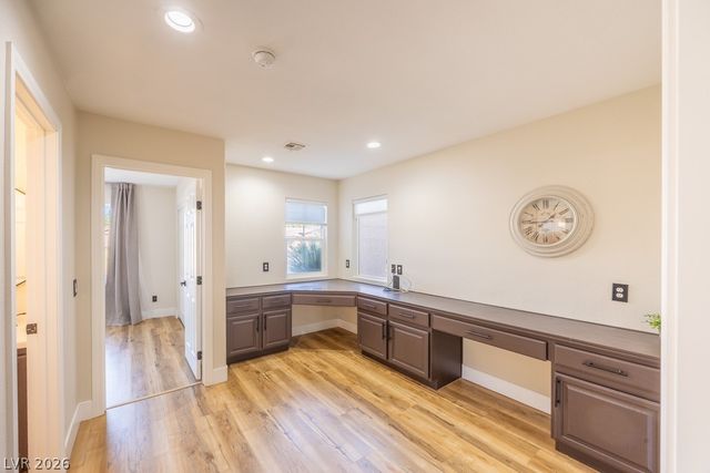 8217 Cabin Springs Avenue, Las Vegas, NV 89131