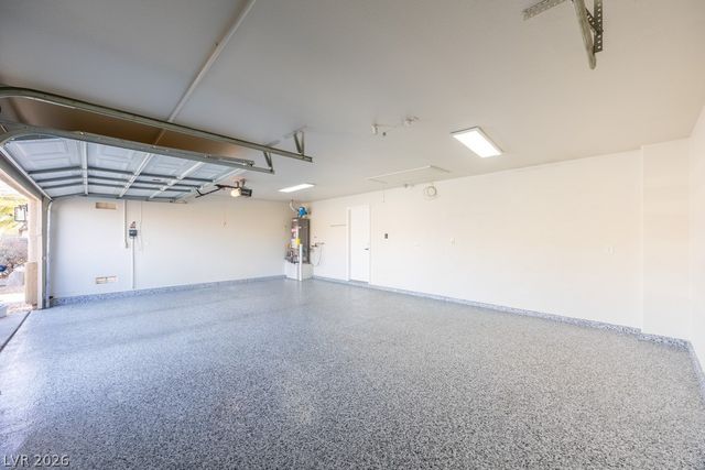 8217 Cabin Springs Avenue, Las Vegas, NV 89131