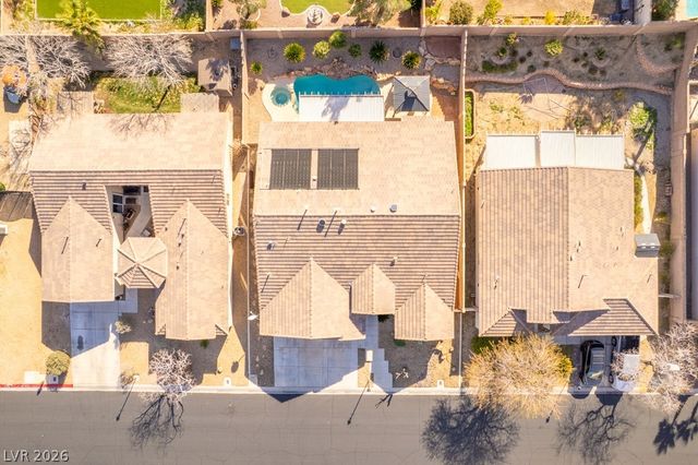 8217 Cabin Springs Avenue, Las Vegas, NV 89131