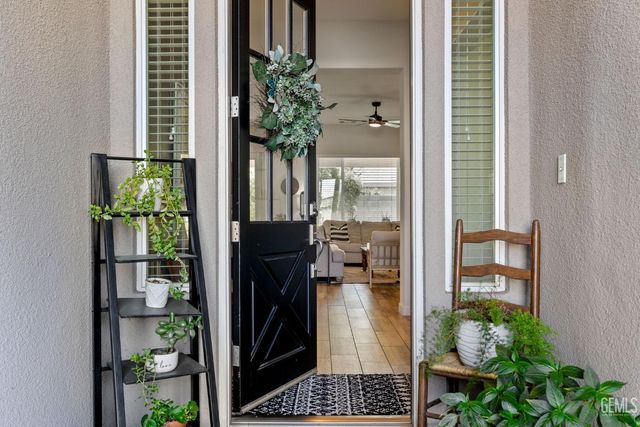 11631 Shady Valley Place, Bakersfield, CA 93311