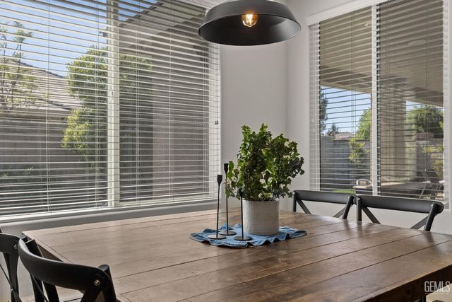 11631 Shady Valley Place, Bakersfield, CA 93311