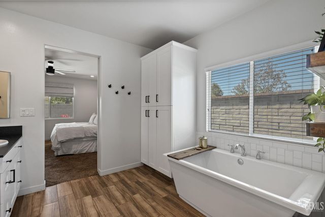 11631 Shady Valley Place, Bakersfield, CA 93311