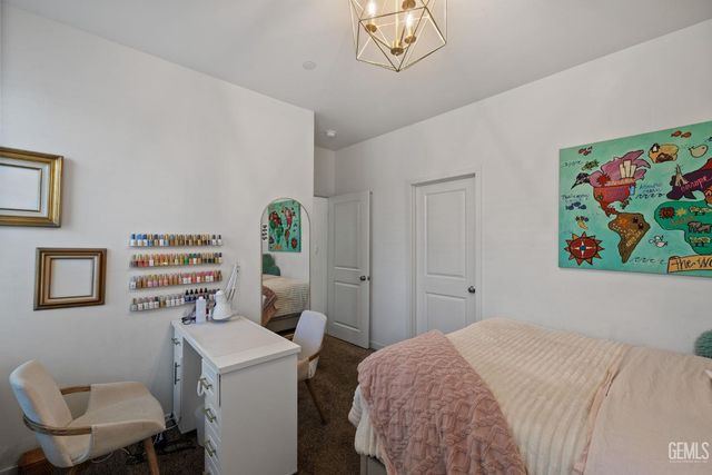 11631 Shady Valley Place, Bakersfield, CA 93311