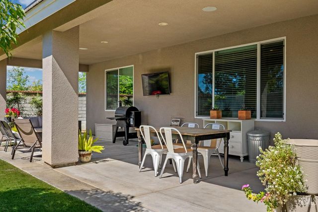 11631 Shady Valley Place, Bakersfield, CA 93311