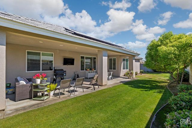 11631 Shady Valley Place, Bakersfield, CA 93311