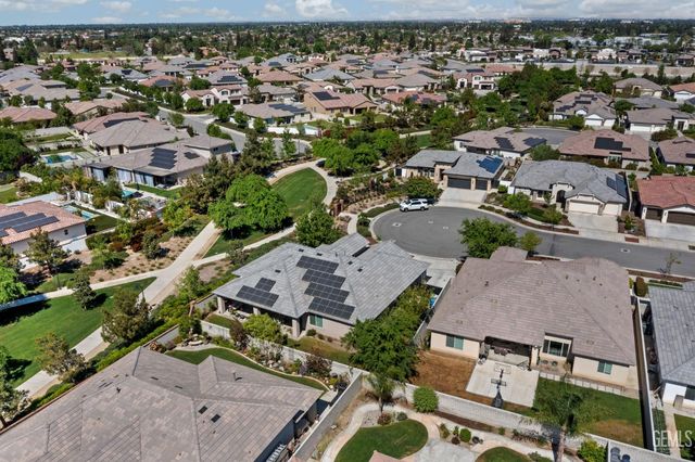 11631 Shady Valley Place, Bakersfield, CA 93311