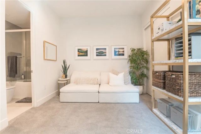 362 W Green 117, Pasadena, CA 91105