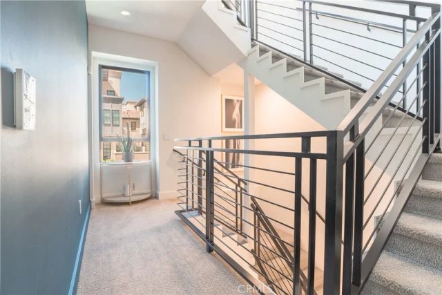 362 W Green 117, Pasadena, CA 91105
