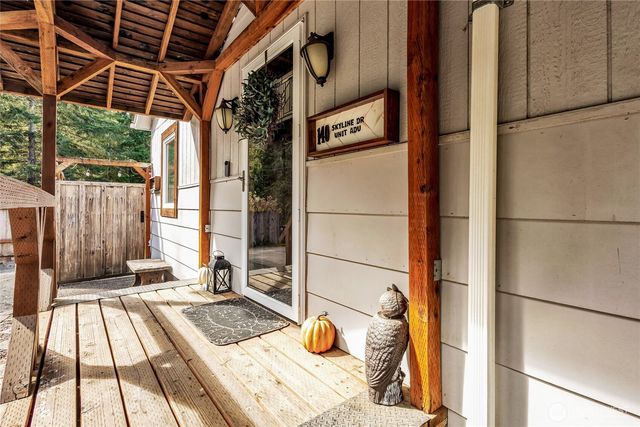 140 Skyline Drive, Port Angeles, WA 98362