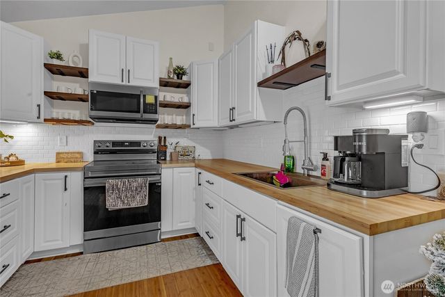 140 Skyline Drive, Port Angeles, WA 98362