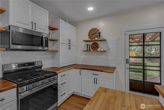 140 Skyline Drive, Port Angeles, WA 98362