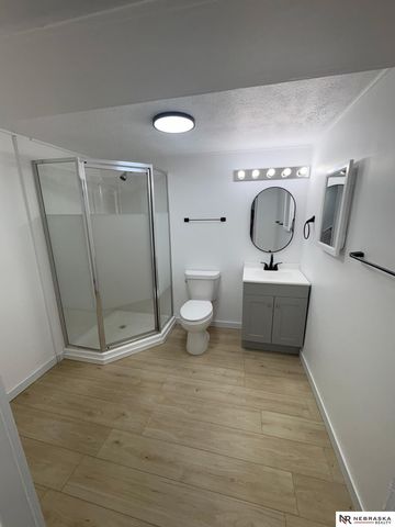 108 Hillside Drive, Bellevue, NE 68005